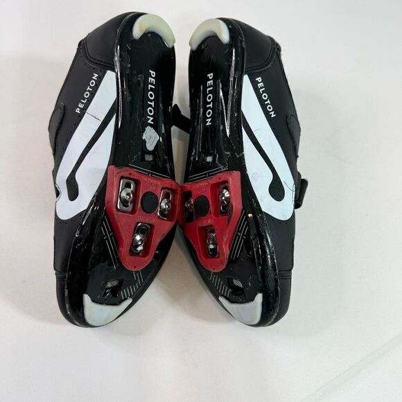 Peloton Shoes women’s Size 9 Black & Red Bike Cycling Cleats Athletic - Picture 5 of 9